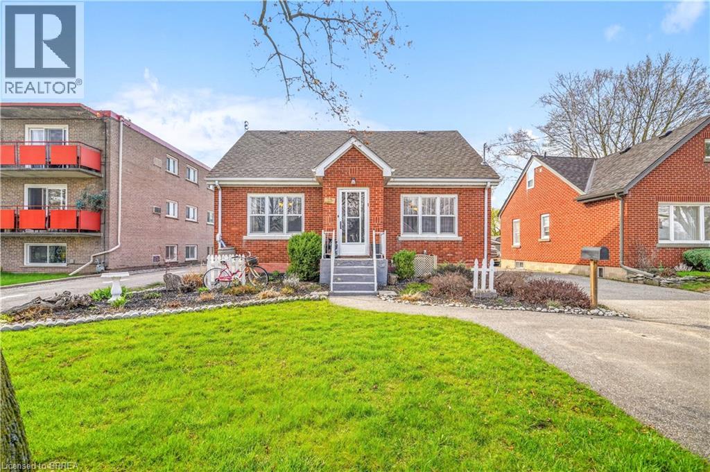 32 FULTON Street, Brantford