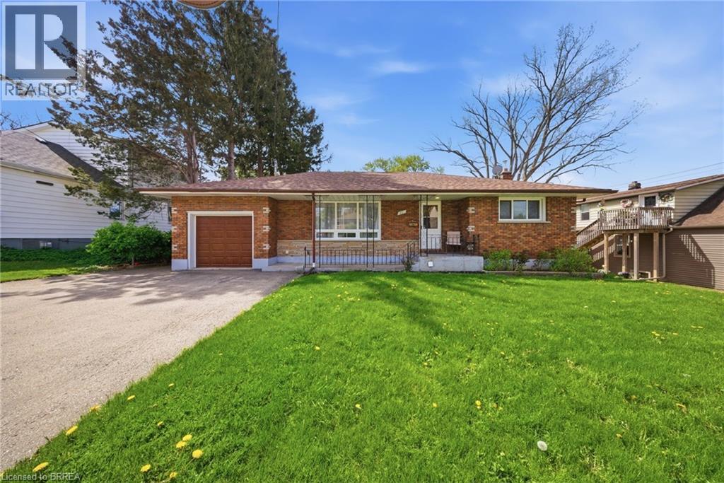 401 NELSON Street, Brantford