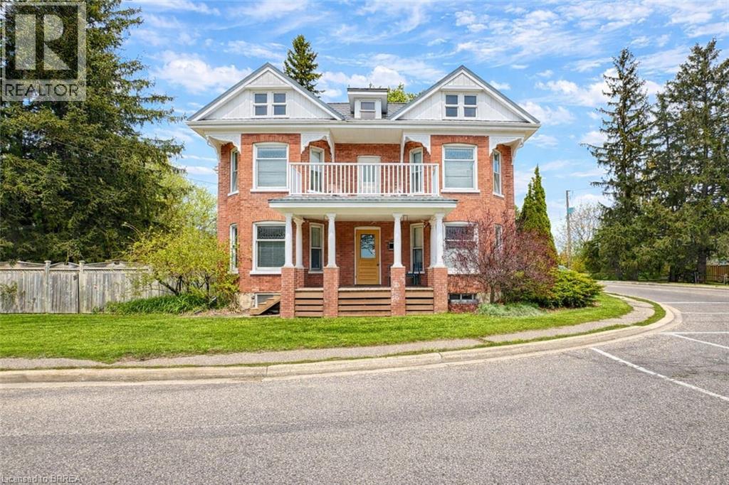 3212 ROSEVILLE Road, Roseville