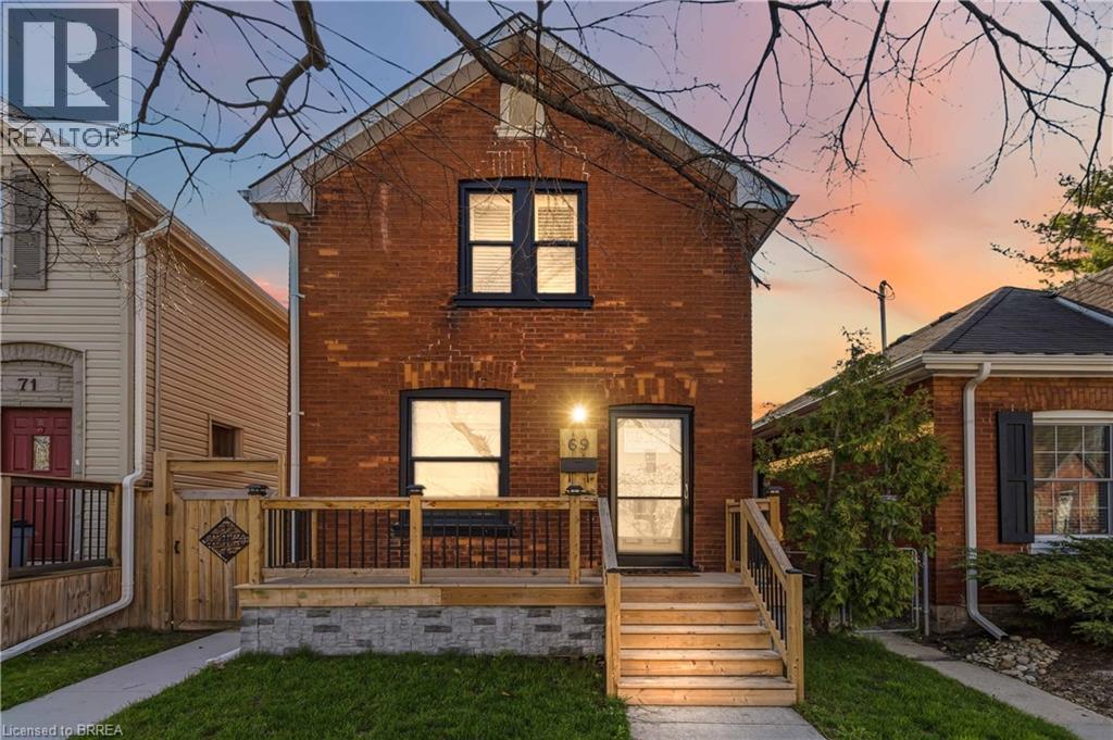69 ST PAUL Avenue, Brantford