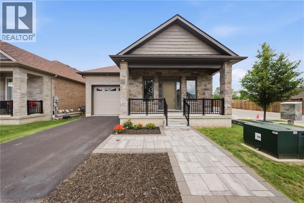 6 BECKETT Drive UnitNo. 10, Brantford