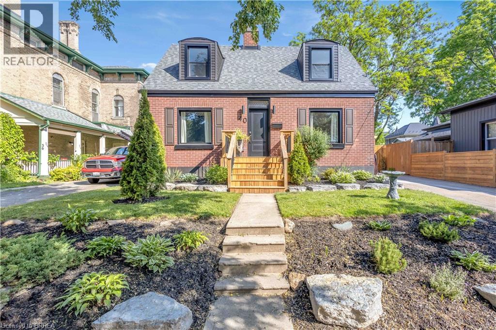 40 PALACE Street, Brantford