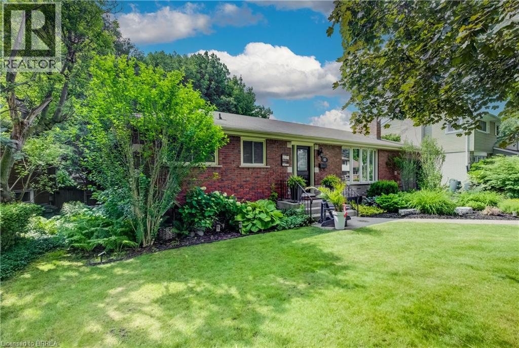 60 DRIFTWOOD Drive, Brantford