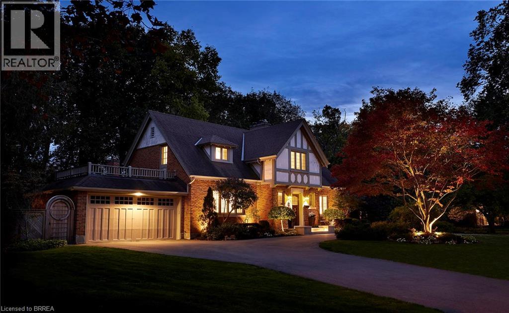19 INWOOD Drive, Brantford