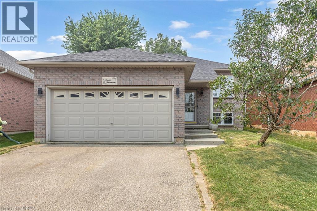 4 DOWDEN Avenue, Brantford