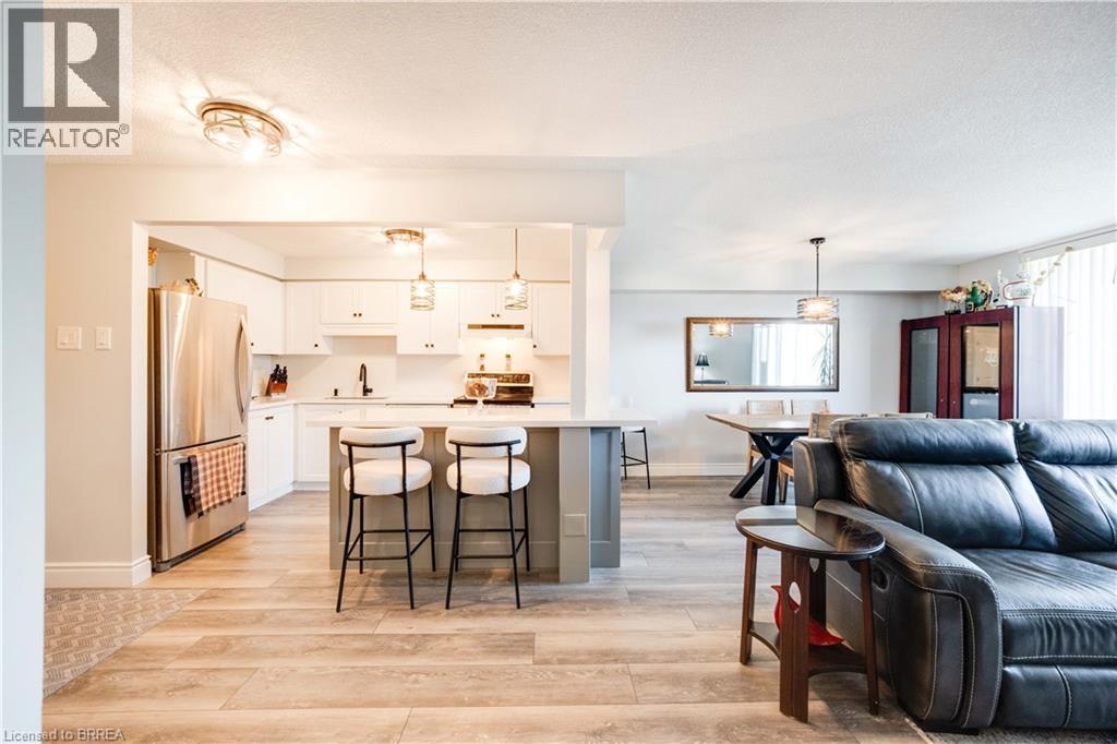 9 BONHEUR Court UnitNo. 401, Brantford