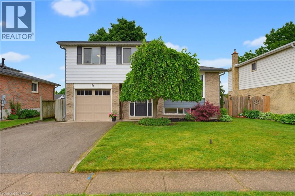9 LARKSPUR Lane, Paris