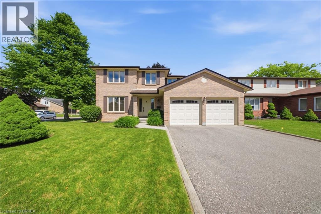 22 COLONIAL Crescent, Brantford