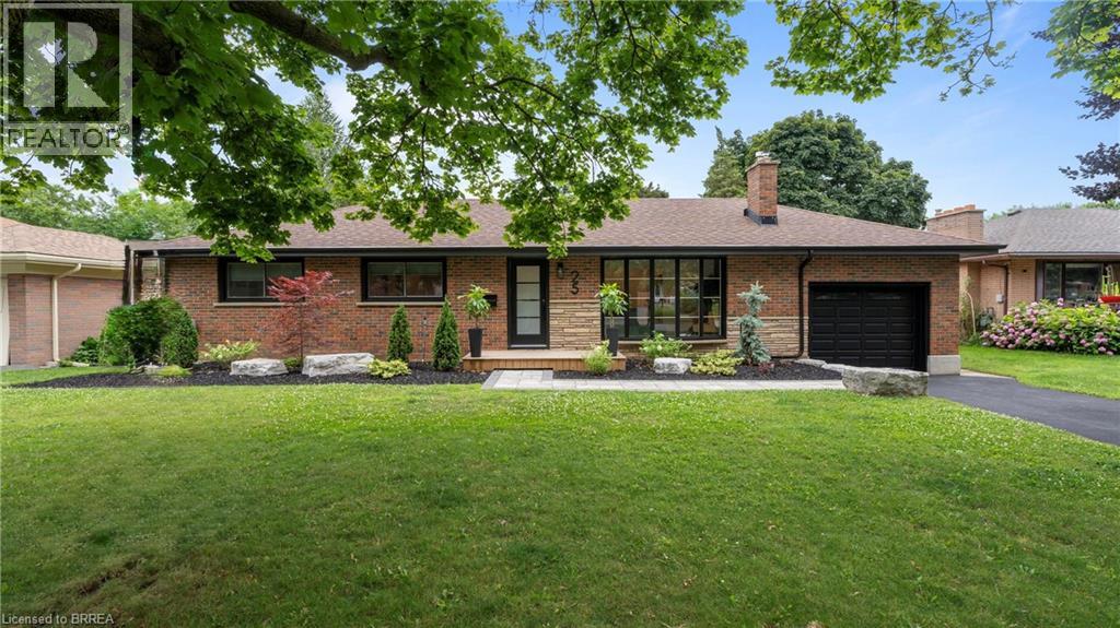 25 SENECA Crescent, Brantford