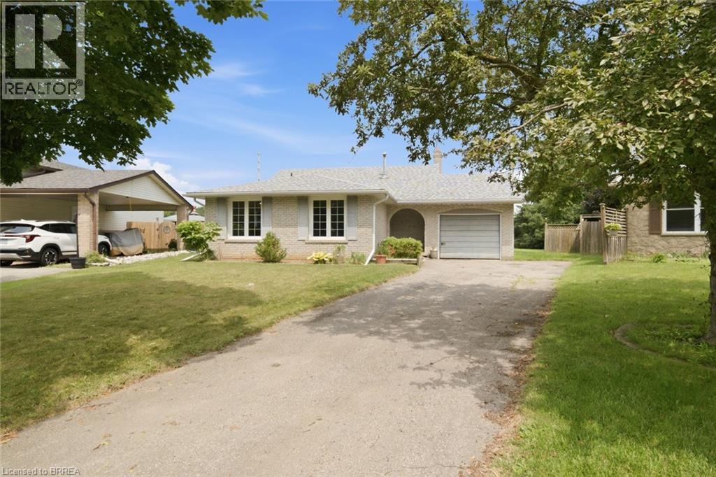 7 SIGURD JENSEN Court, Brantford