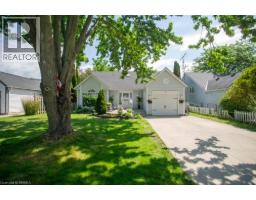 61 Leslie Avenue, MLS 40840738
