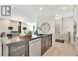 161 PARKSIDE Drive - 17