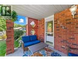 324 BURNETT Avenue - 3
