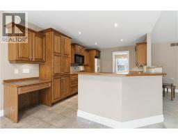 22 ROBINSON Road - 13