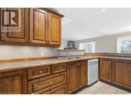 22 ROBINSON Road - 16