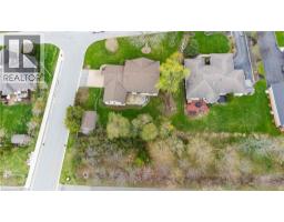 22 ROBINSON Road - 45