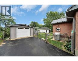 205 CRYSLER Street - 32