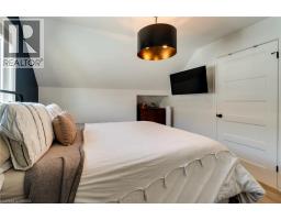 17 DRUMMOND Street - 14