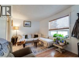 17 DRUMMOND Street - 3
