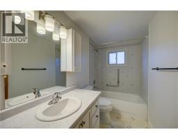 390 BRANTWOOD PARK Road - 13