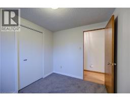 390 BRANTWOOD PARK Road - 17