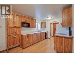 390 BRANTWOOD PARK Road - 8