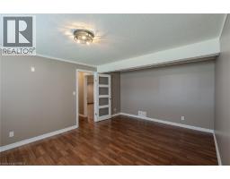 26 CENTENNIAL Drive - 31