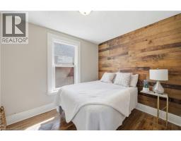33 RICHMOND Street - 19