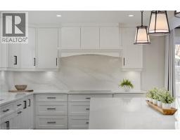 360 ROBINSON Road - 18