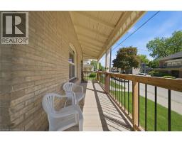 76 BROCK Street - 25