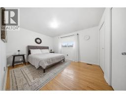 22 PARIS Road - 29