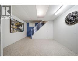 22 PARIS Road - 31