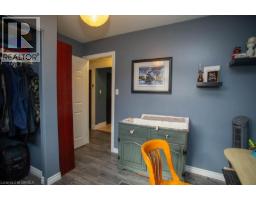 102 CENTURY HILL Drive - 17