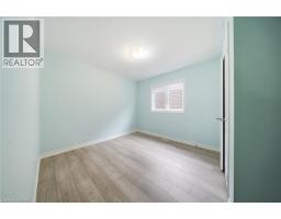 10 KNEALE Street - 18