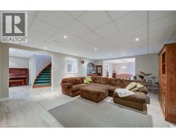 9 SCARFE Gardens - 30