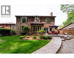 9 SCARFE Gardens - 34