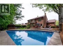 9 SCARFE Gardens - 37