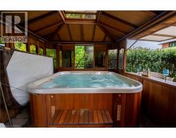 9 SCARFE Gardens - 42