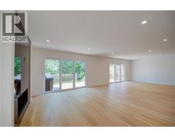 152 DUFFERIN Avenue UnitNo. 10 - 12