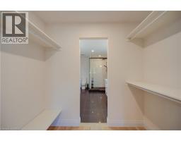 152 DUFFERIN Avenue UnitNo. 10 - 18