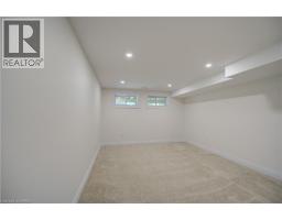 152 DUFFERIN Avenue UnitNo. 10 - 30
