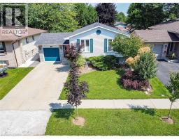 10 LATZER Crescent - 2