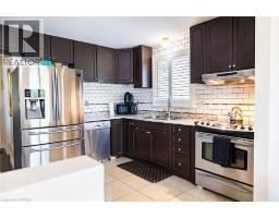 10 LATZER Crescent - 20