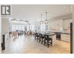 5 MOORE Boulevard - 10