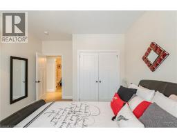 5 MOORE Boulevard - 23