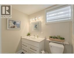 5 MOORE Boulevard - 36