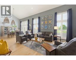 68 FAIRVIEW Drive UnitNo. 9 - 10