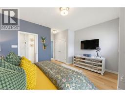68 FAIRVIEW Drive UnitNo. 9 - 20