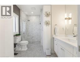 68 FAIRVIEW Drive UnitNo. 9 - 21