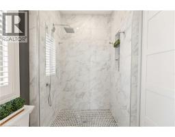 68 FAIRVIEW Drive UnitNo. 9 - 23